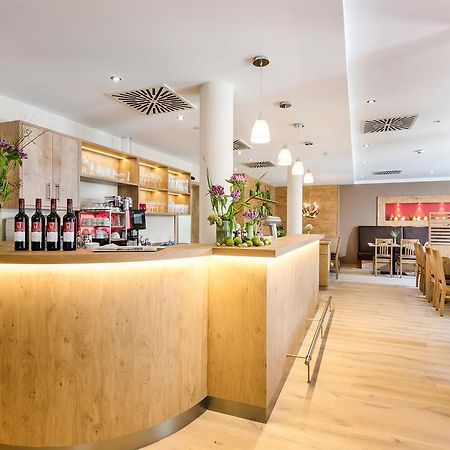Die Post Hotel Bad Grönenbach エクステリア 写真